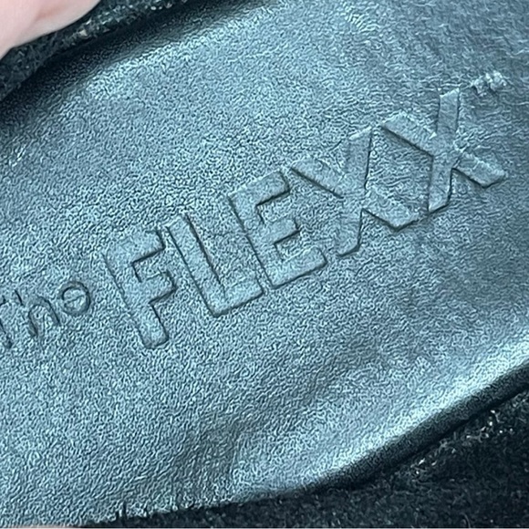 THE FLEXX Black Suede “Smoother” Peep Toe Wedge, Women’s Size 10 - Picture 10 of 11